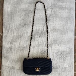 Chic Navy Blue Quilted Chain Bag. Chevron Print, Brushed Gold Hardware Mini Flap